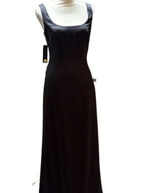 NWT ABS by Allen Schwartz  Black Scoopneck Formal Gown with Asymmetric Back Sz4